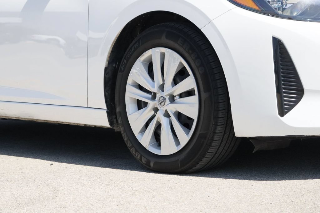 Used 2025 Nissan Sentra S FWD image 28