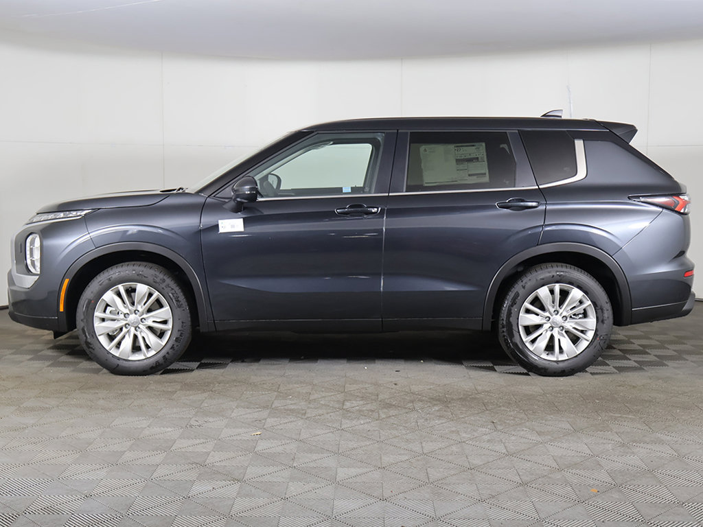 New 2026 Mitsubishi Outlander ES AWD/4WD image 17