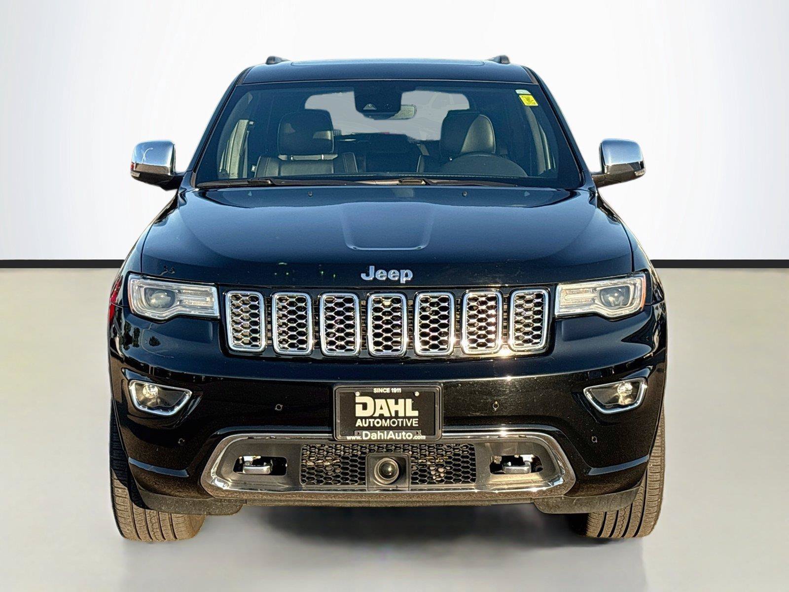 Used 2019 Jeep Grand Cherokee Overland AWD/4WD image 3