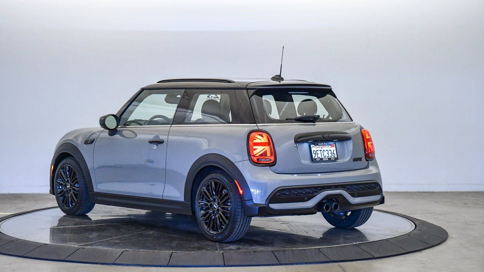Certified 2023 MINI Cooper S image 2