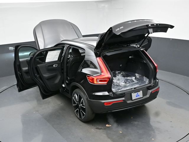 New 2026 Volvo XC40 B5 Ultra w/ Protection Package Premier image 50