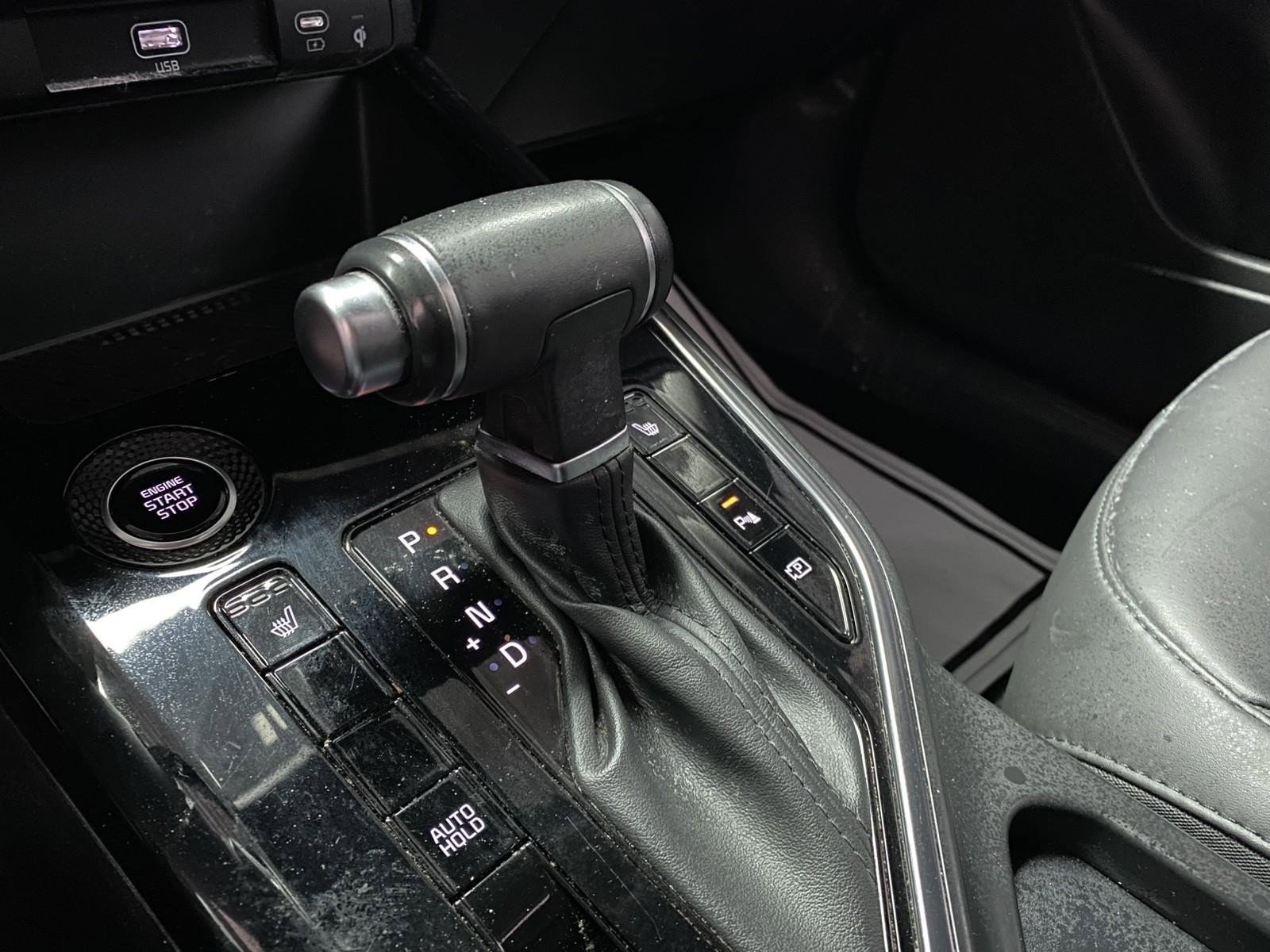 Used 2023 Kia Niro EX Touring FWD image 21