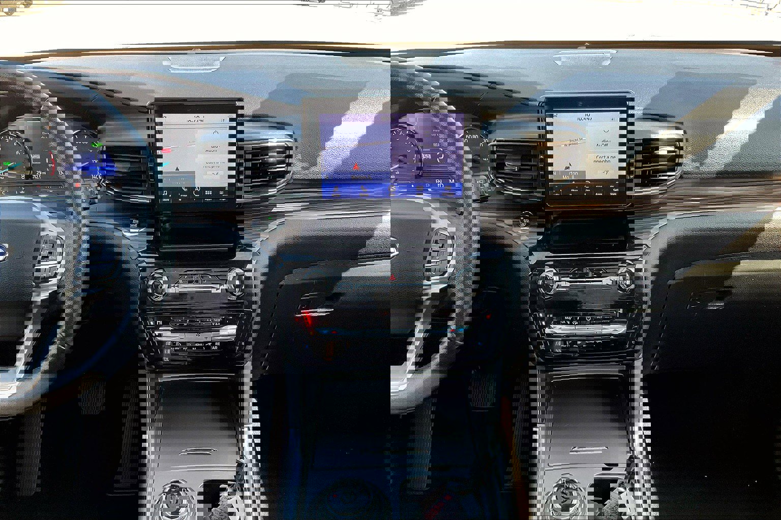 Used 2021 Ford Explorer Limited w/ Hybrid Equipment Group 310A image 6