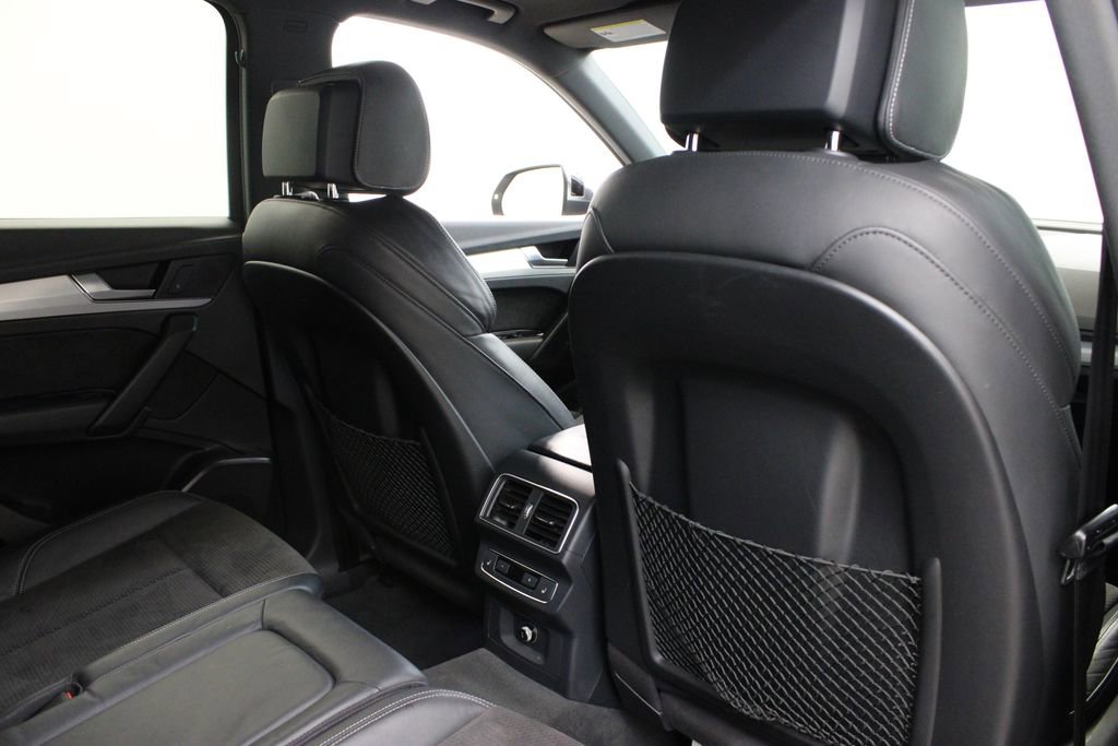 Used 2018 Audi SQ5 Premium Plus AWD/4WD image 23