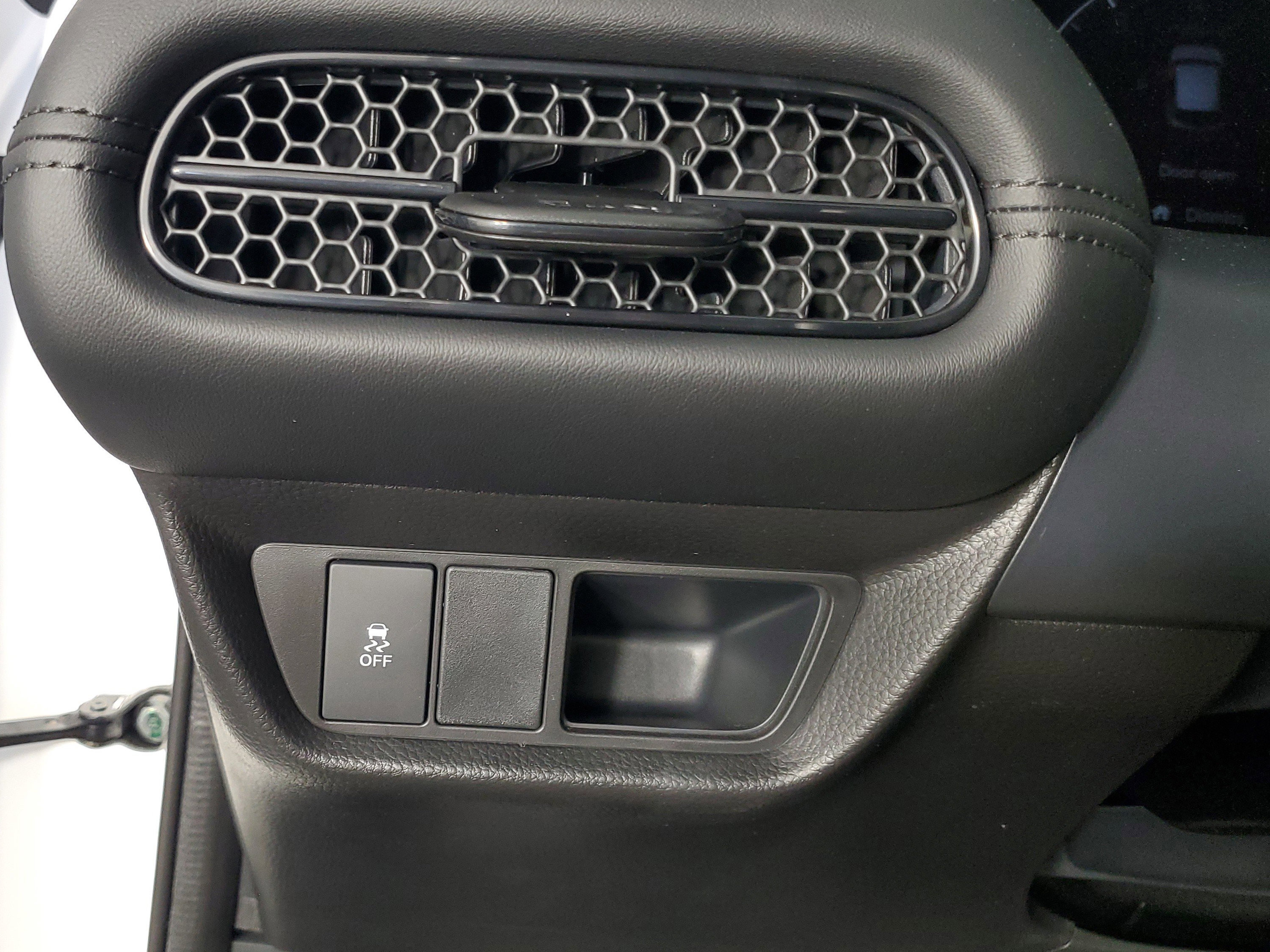 New 2026 Honda HR-V LX image 30