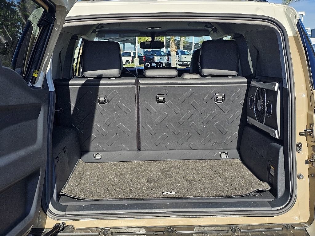 Used 2014 Toyota FJ Cruiser 4WD w/ Upgrade Package image 13