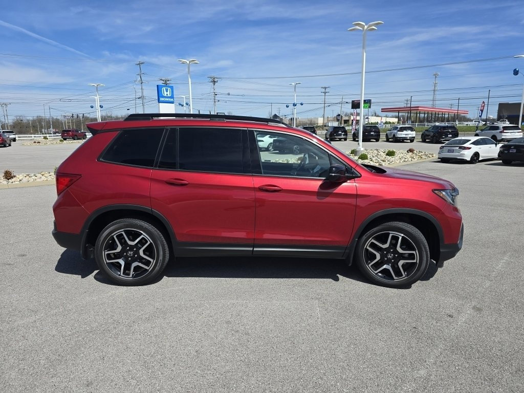 Used 2023 Honda Passport Elite image 4
