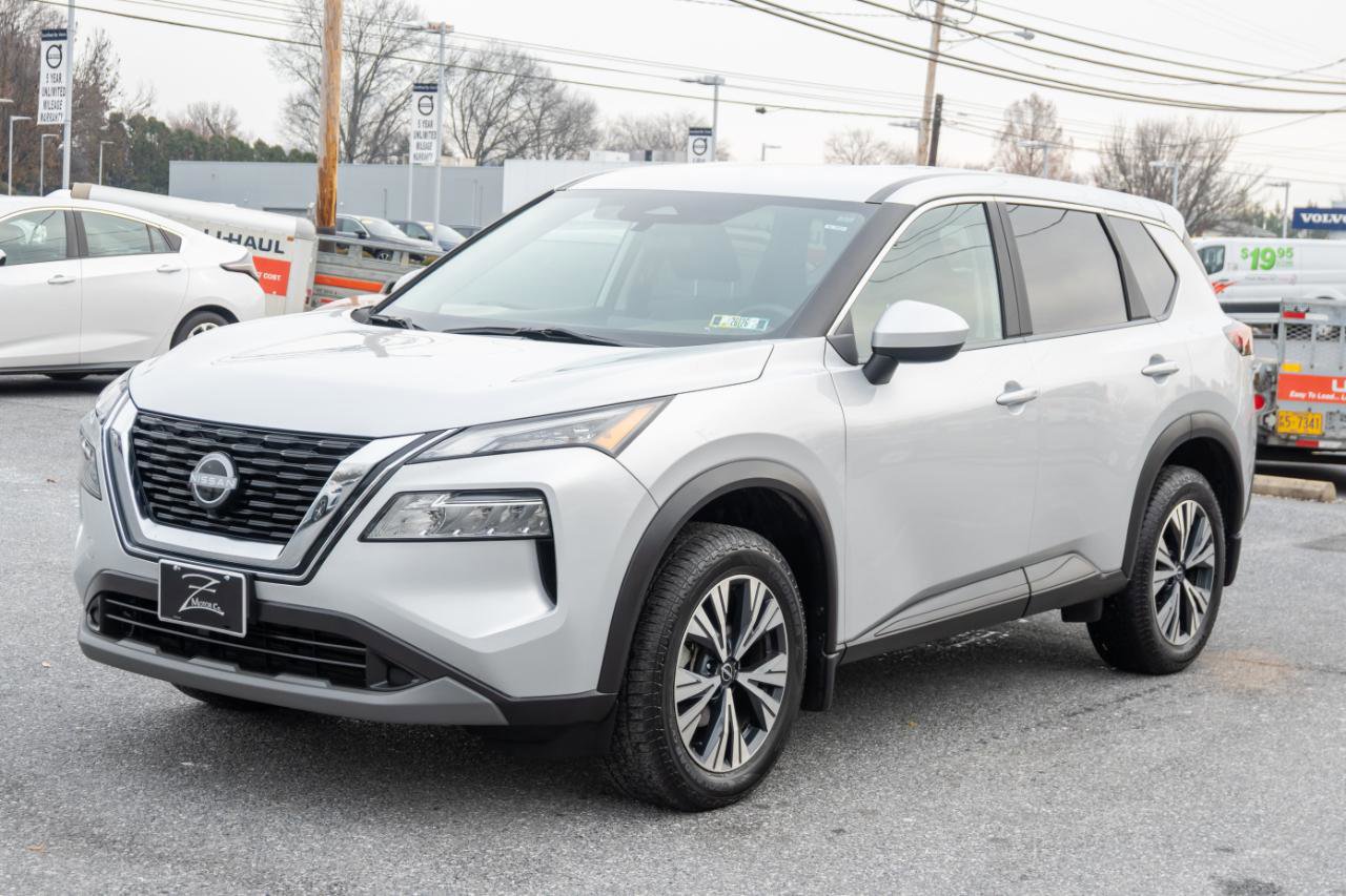 Used 2023 Nissan Rogue SV image 6