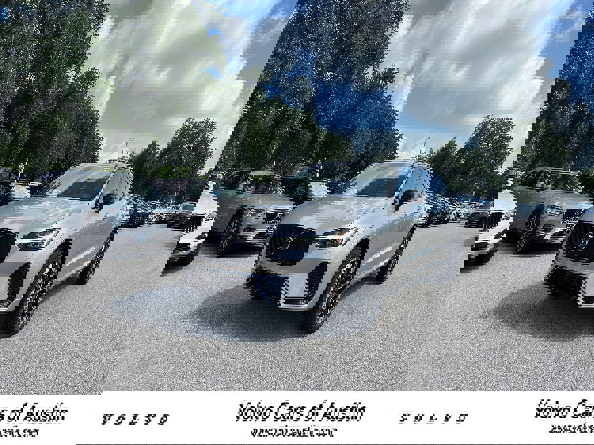 New 2026 Volvo XC60 B5 Plus w/ Protection Package Premier