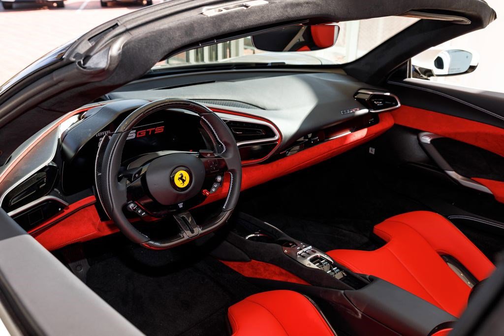 Used 2024 Ferrari 296 GTS RWD image 18