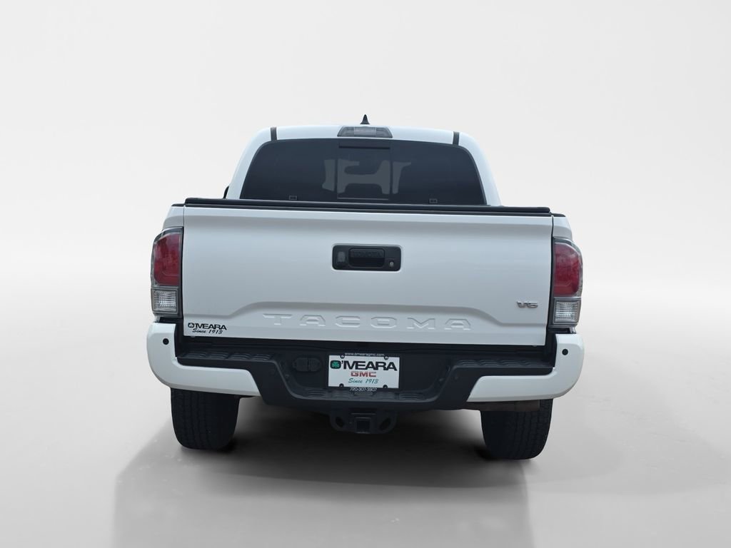 Used 2021 Toyota Tacoma TRD Off-Road w/ Technology Package AWD/4WD image 4