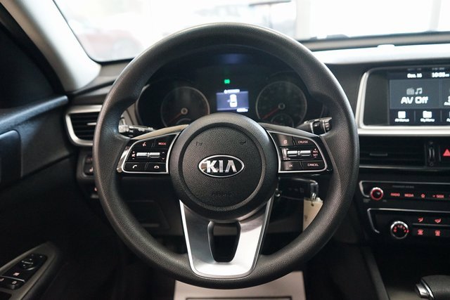Used 2020 Kia Optima LX image 27