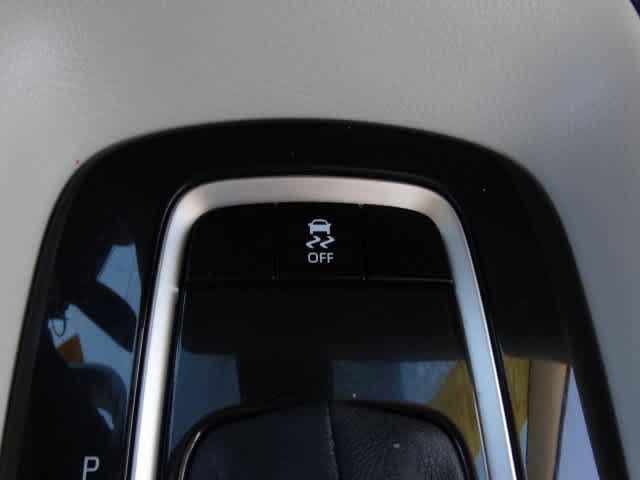 Used 2025 Toyota Corolla LE image 31