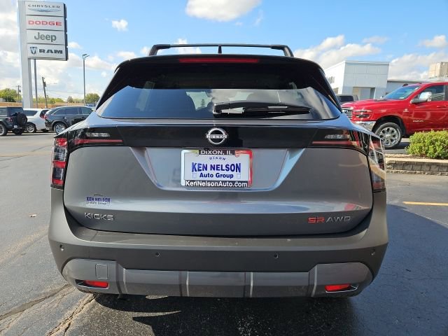 New 2026 Nissan Kicks SR w/ Cold Weather Package image 4
