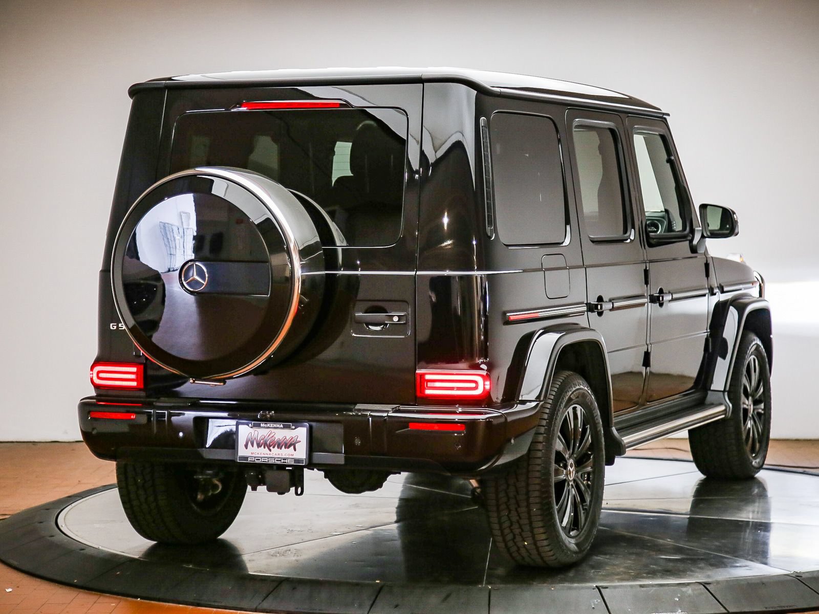 Used 2025 Mercedes-Benz G 550 image 4