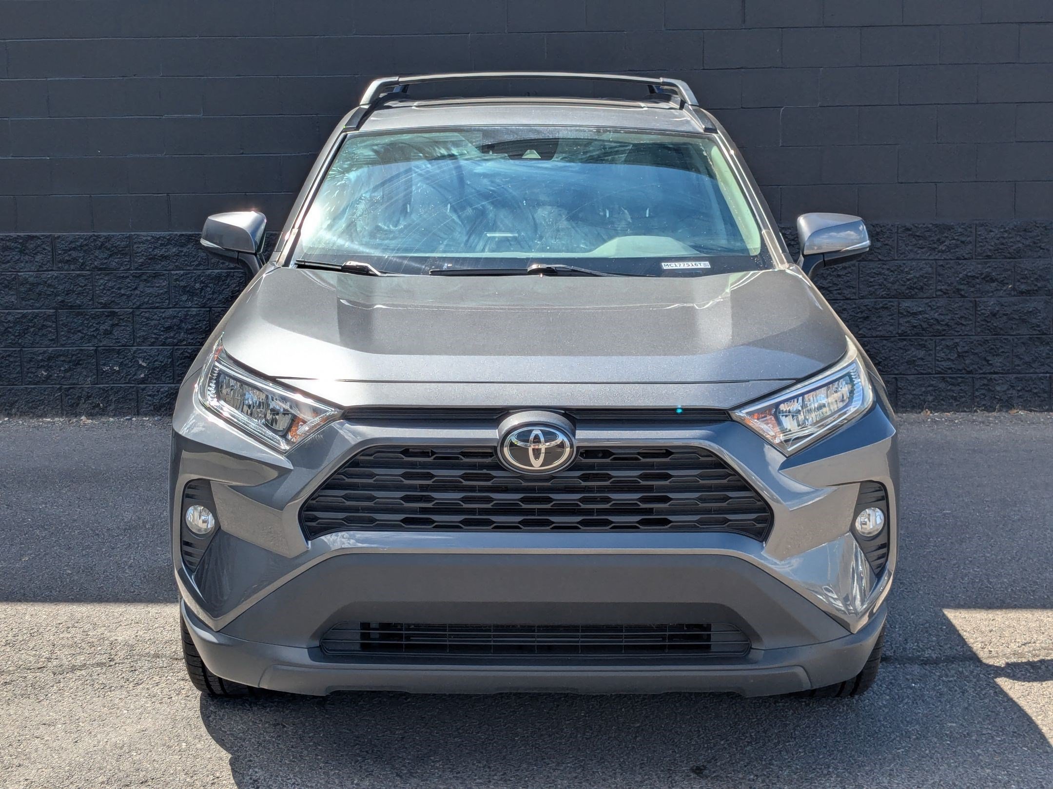 Used 2021 Toyota RAV4 XLE Premium AWD/4WD image 9