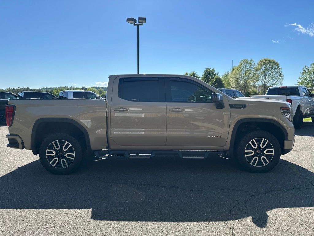 Used 2023 GMC Sierra 1500 AT4 w/ AT4 Premium Package AWD/4WD image 15