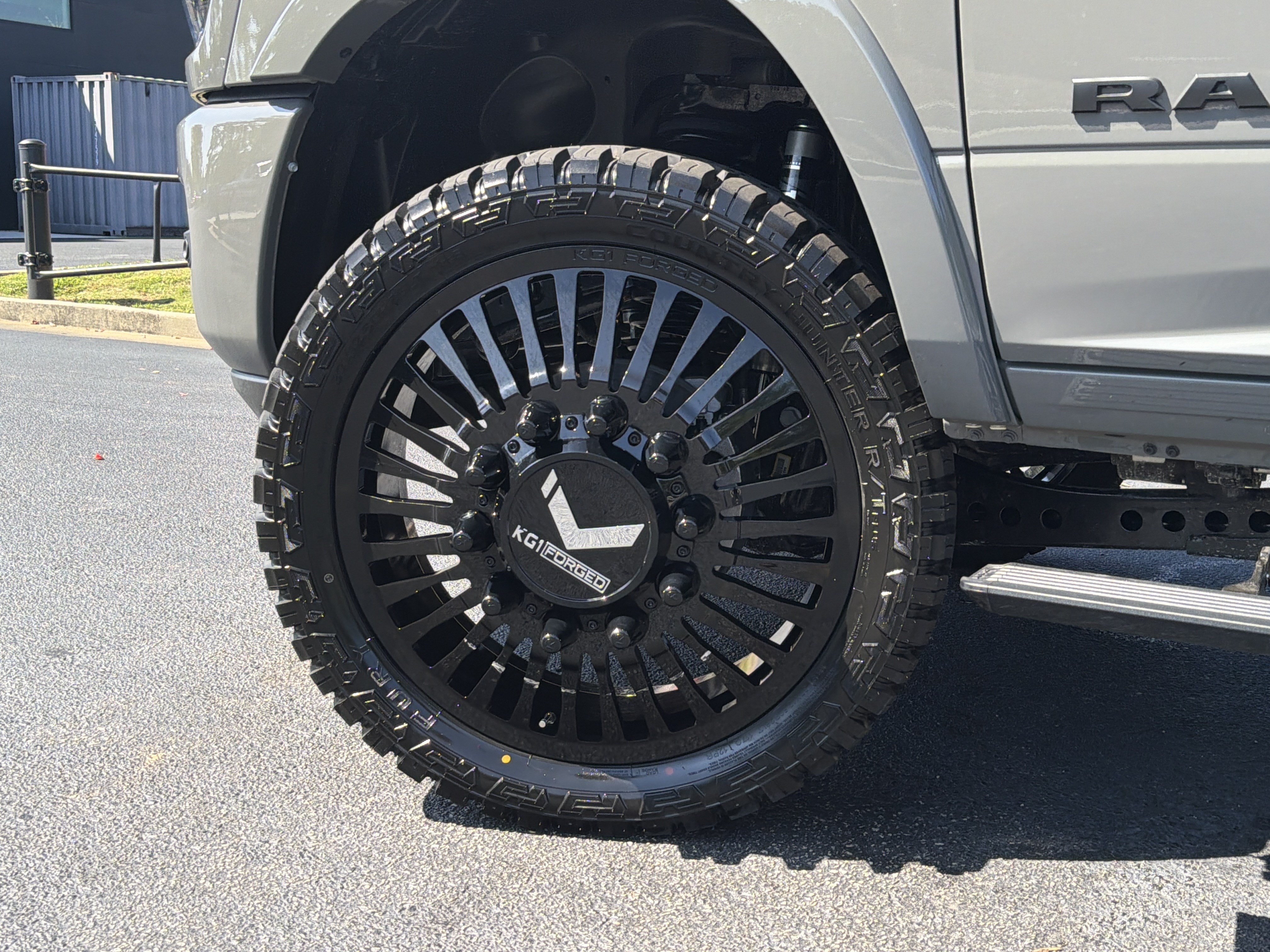 Used 2026 RAM 3500 Limited AWD/4WD image 18