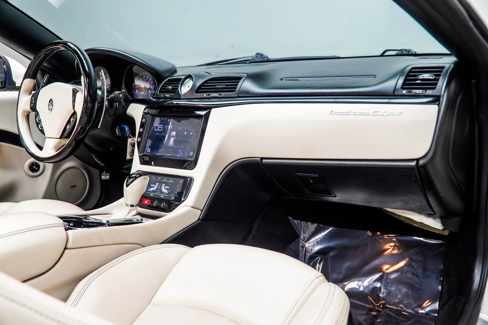 Used 2017 Maserati GranTurismo Sport image 19