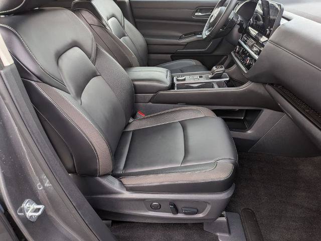 Certified 2025 Nissan Pathfinder SL AWD/4WD image 28