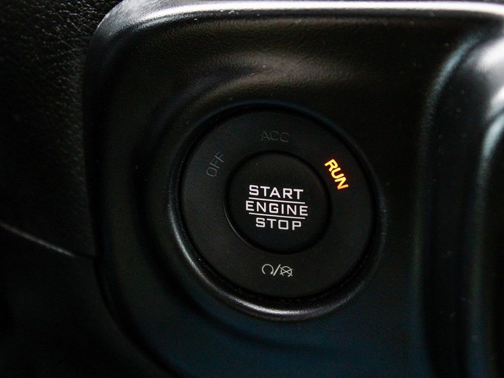 Used 2022 Jeep Gladiator Willys image 30