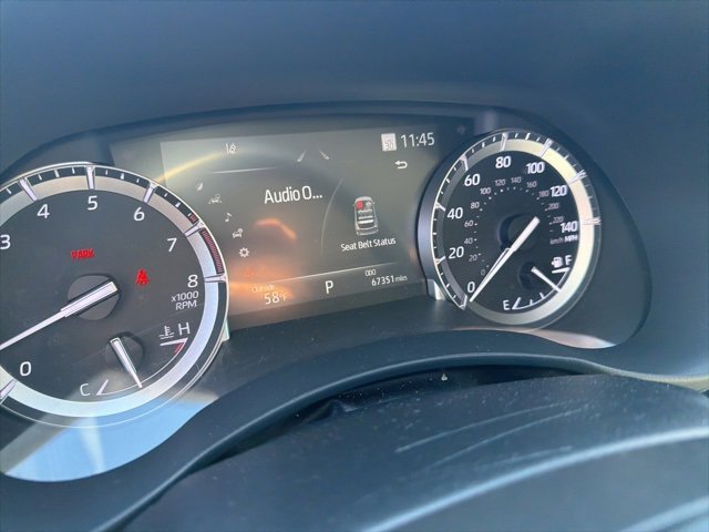 Used 2022 Toyota Highlander XLE image 3