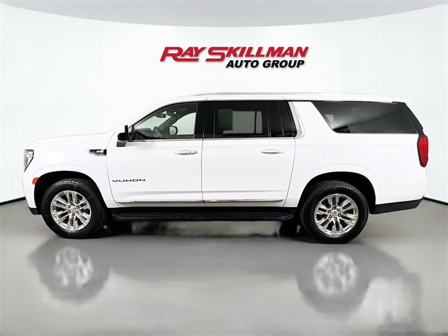 Used 2024 GMC Yukon XL SLT image 4
