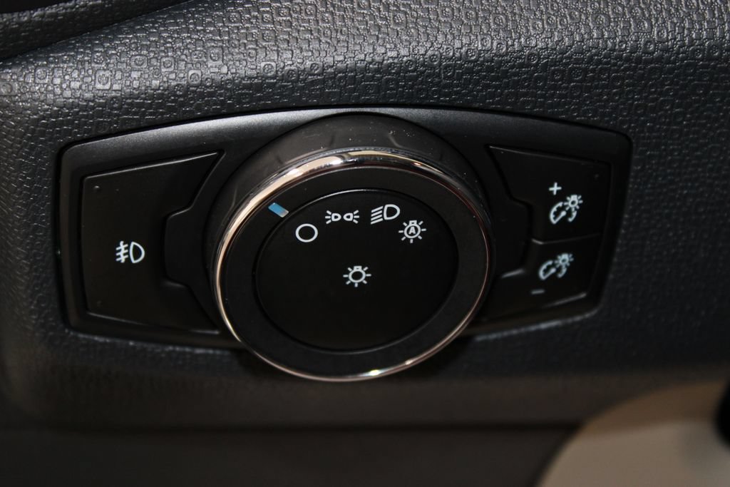 Used 2021 Ford EcoSport SE w/ SE Convenience Package FWD image 30
