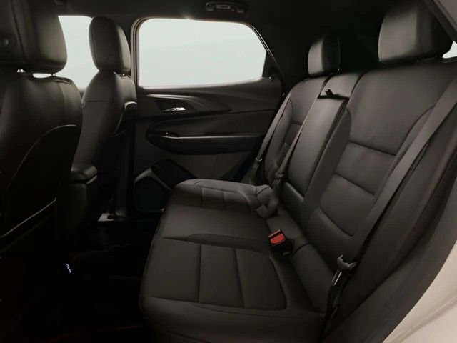 Used 2025 Chevrolet TrailBlazer RS w/ Convenience Package image 19