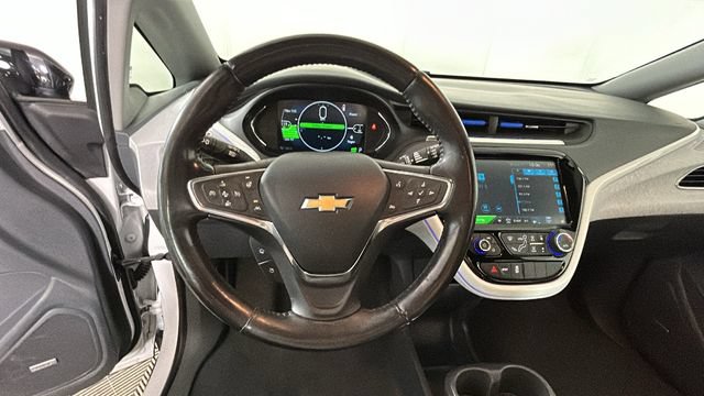 Used 2020 Chevrolet Bolt Premier w/ Infotainment Package FWD image 14