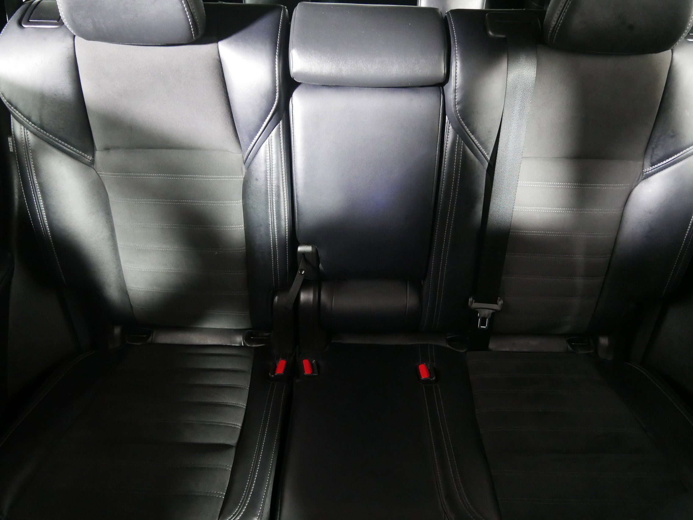 Used 2024 Mitsubishi Outlander SE image 13