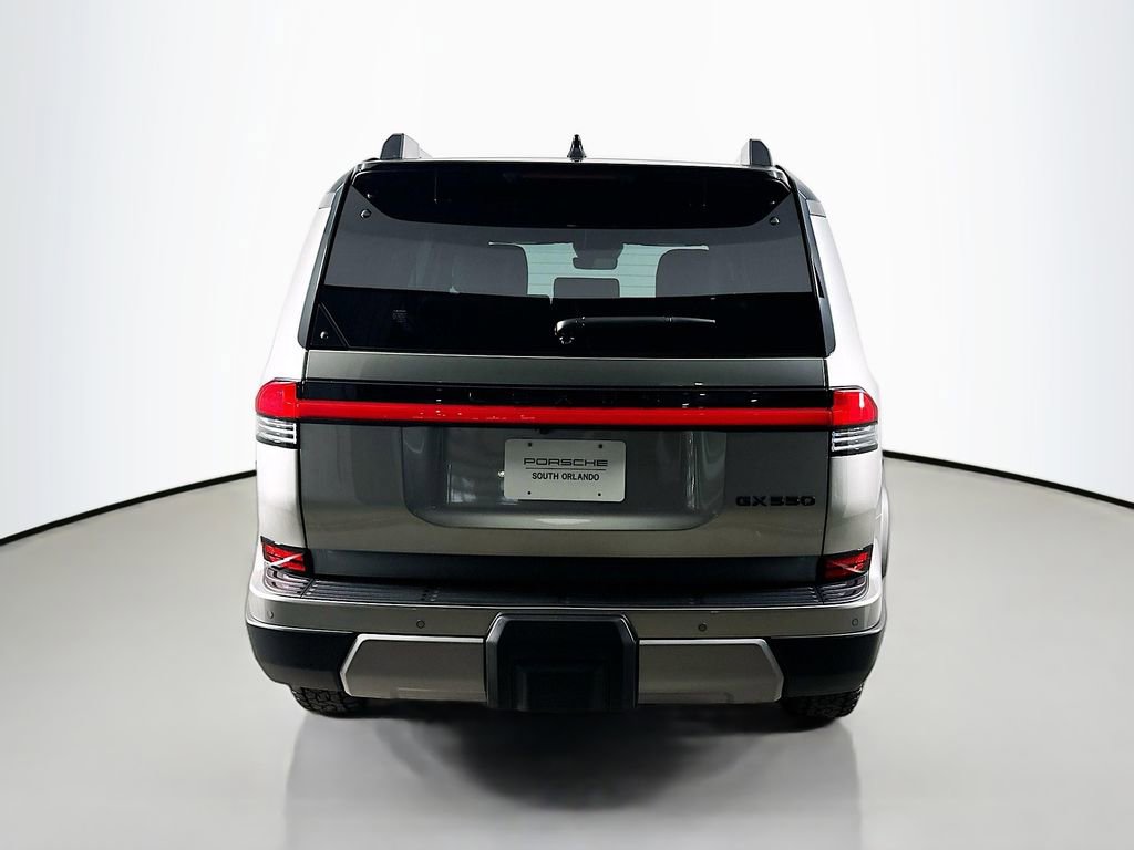 Used 2025 Lexus GX 550 image 10