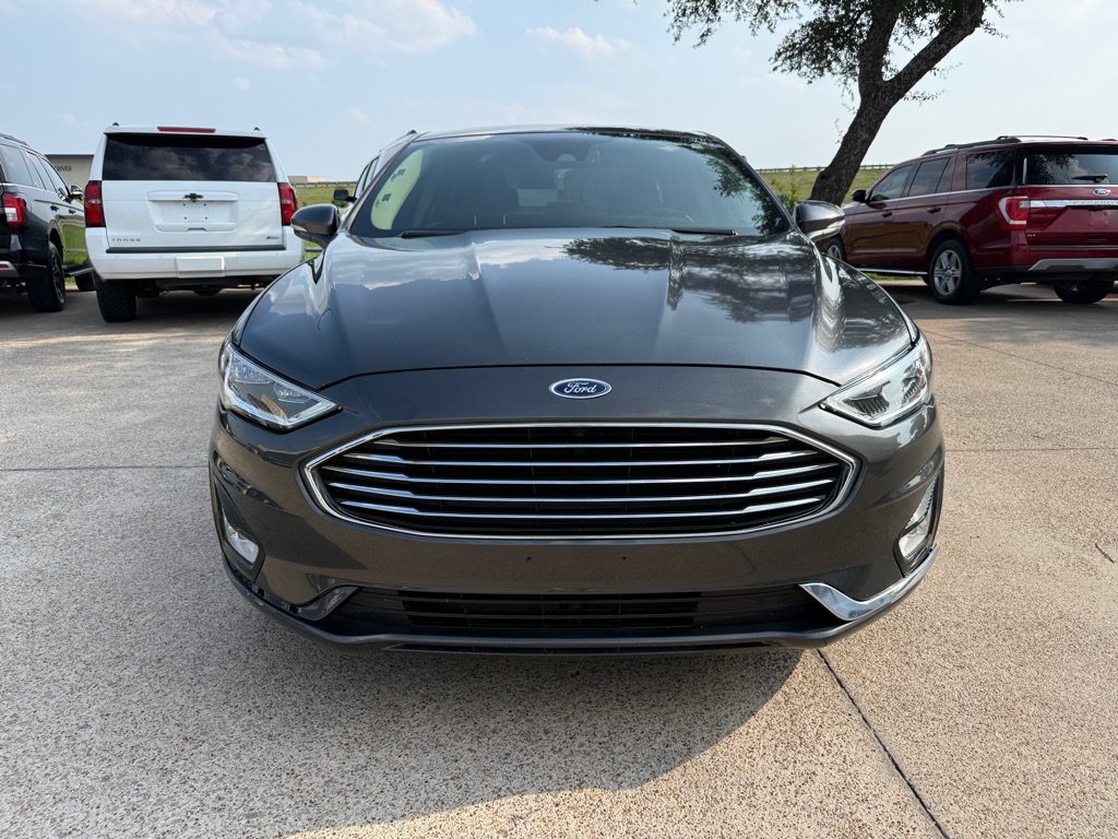Used 2019 Ford Fusion Titanium FWD image 2