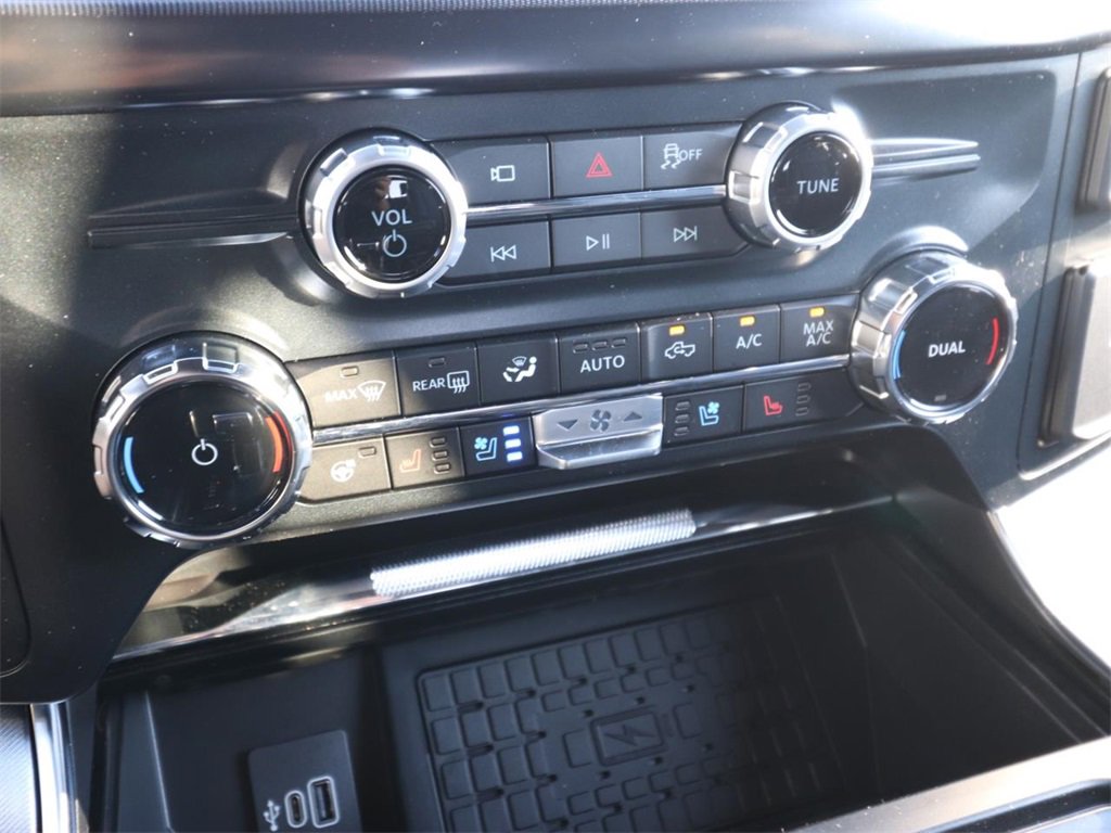 New 2025 Ford F150 Platinum w/ FX4 Off-Road Package image 21