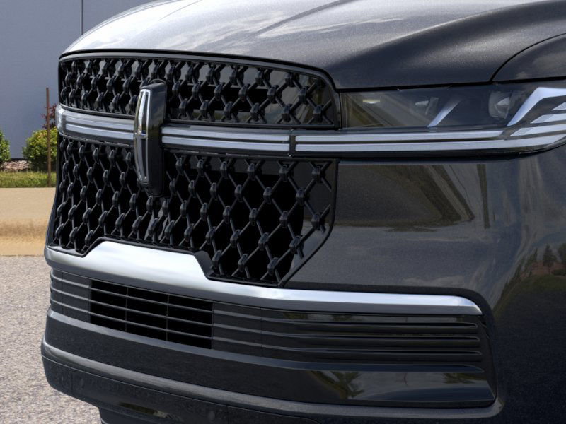 New 2026 Lincoln Navigator L Reserve w/ Jet Appearance Package image 17