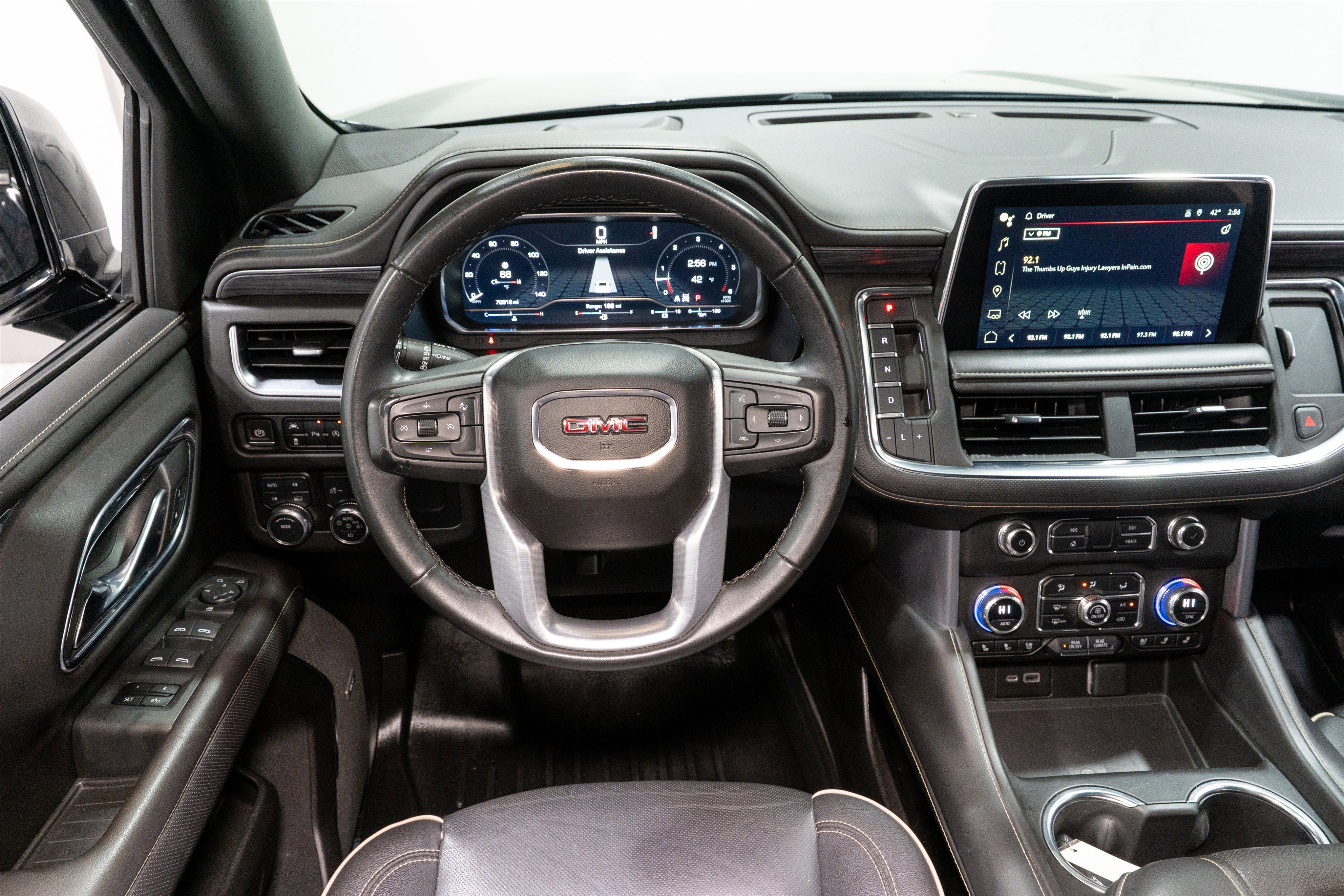 Used 2023 GMC Yukon SLT image 11