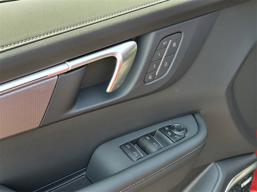 New 2025 Buick Enclave Sport Touring w/ Super Cruise Package image 13