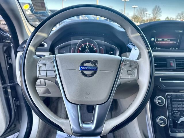 Used 2015 Volvo XC70 T5 Premier image 22