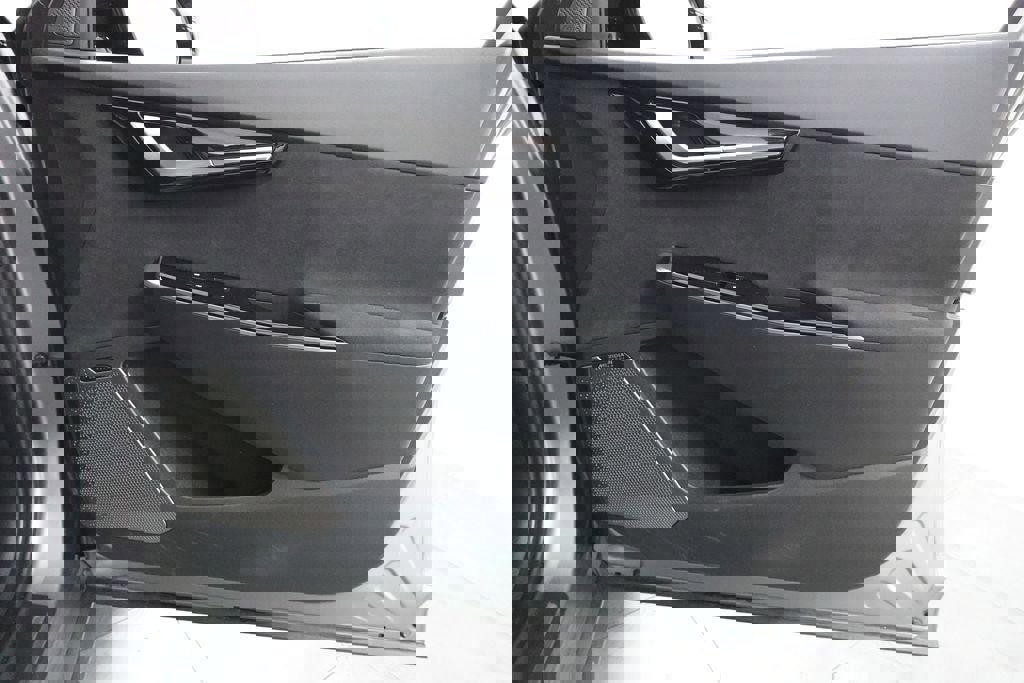 Used 2024 Kia EV6 GT image 33