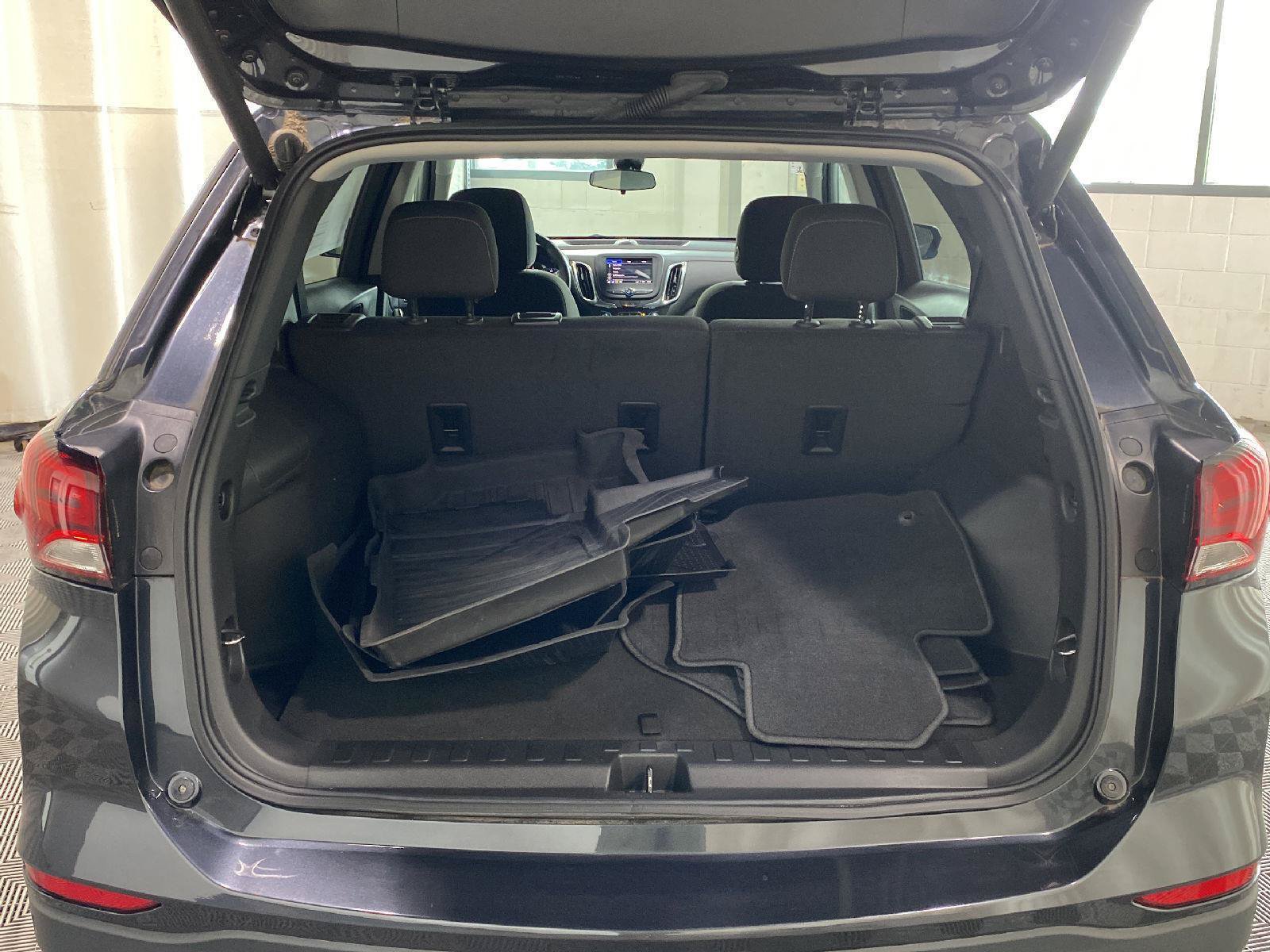 Used 2023 Chevrolet Equinox LT AWD/4WD image 23