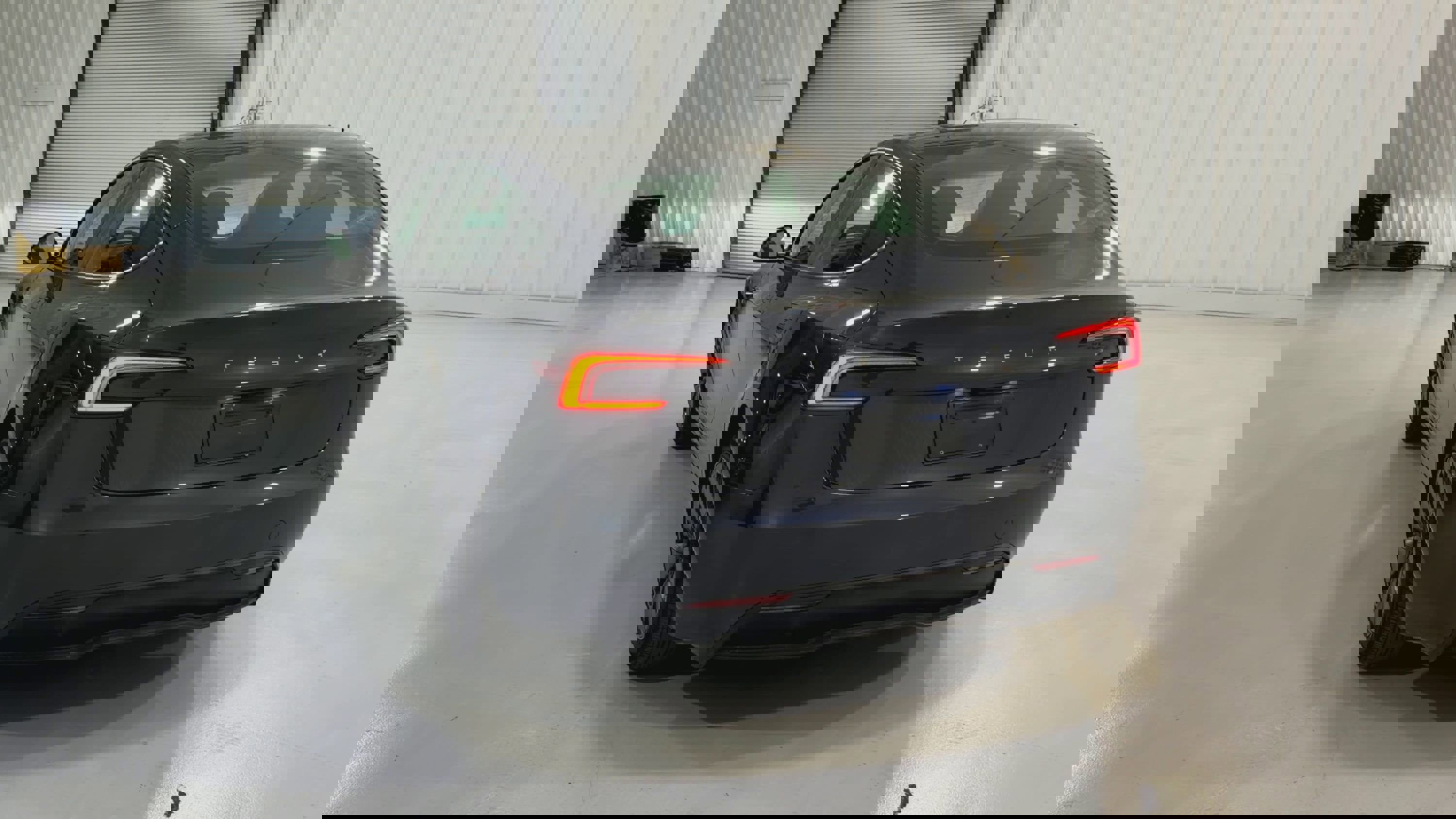 Used 2025 Tesla Model 3 Long Range image 6