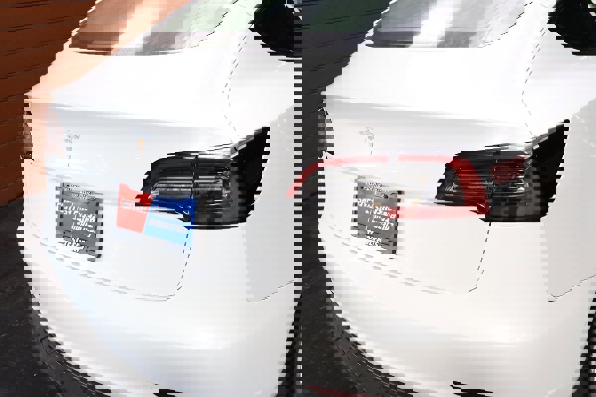 Used 2023 Tesla Model 3 Standard Range image 43