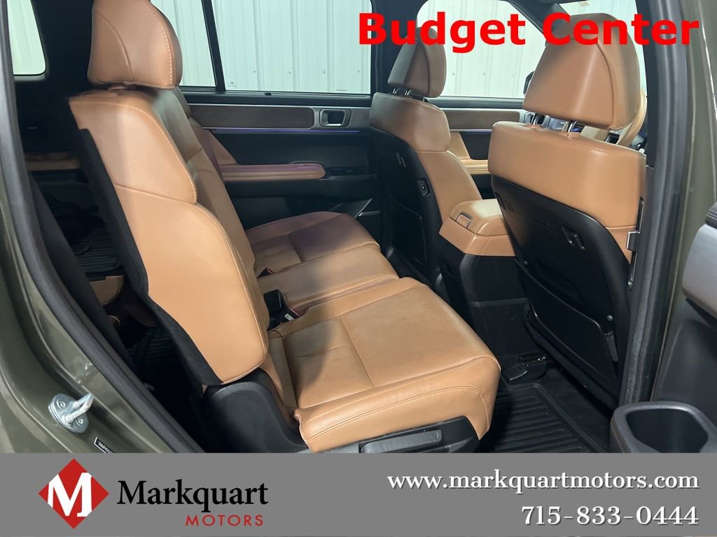 Used 2024 Hyundai Santa Fe Limited image 11