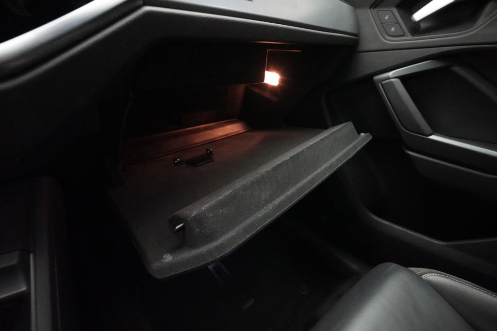 Used 2023 Audi Q3 2.0T Premium Plus w/ Premium Plus Package image 31