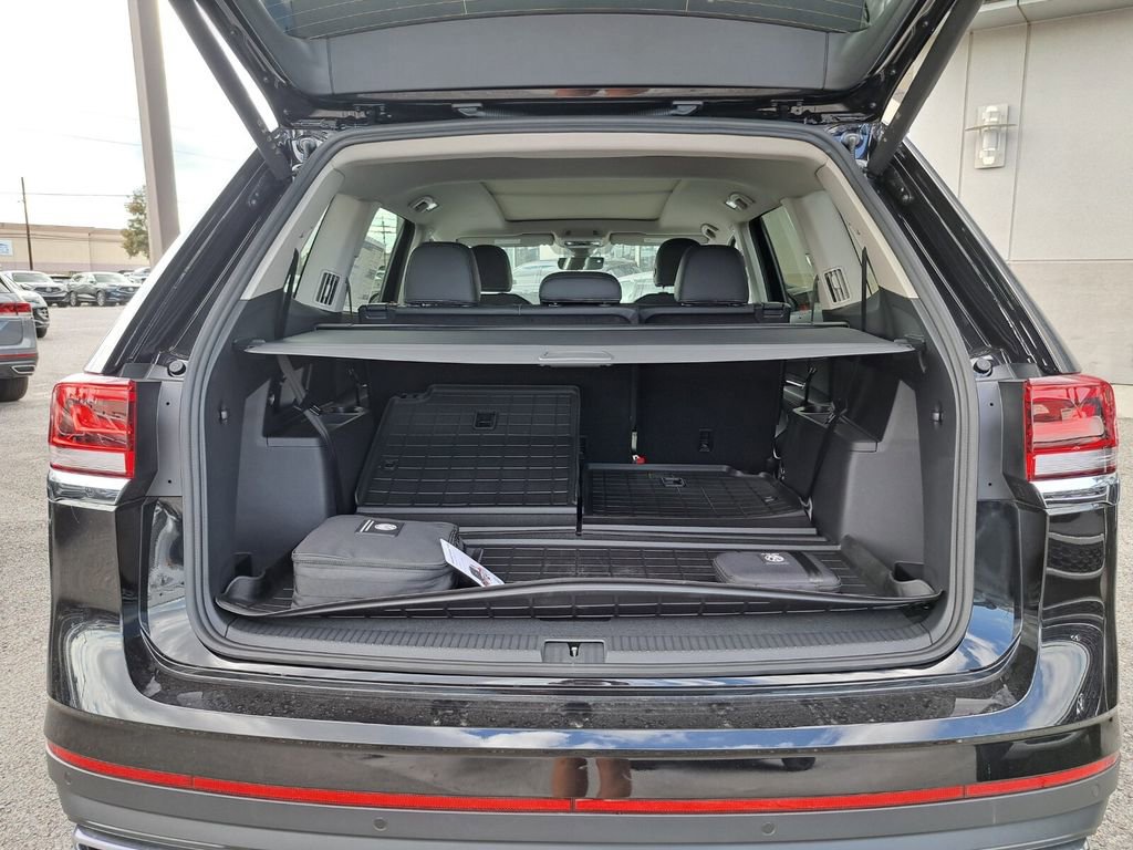 New 2026 Volkswagen Atlas SE FWD image 25