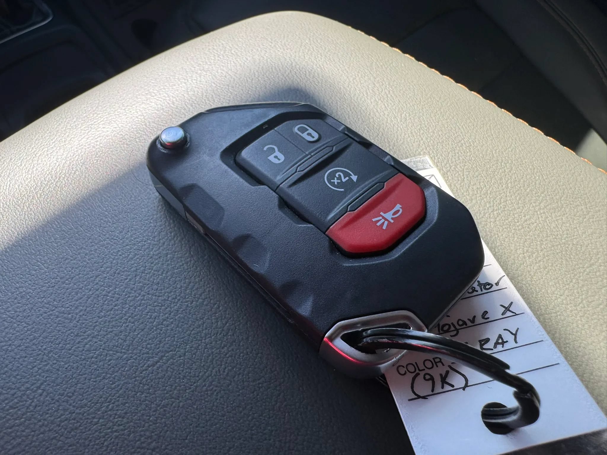Used 2026 Jeep Gladiator Mojave AWD/4WD image 16