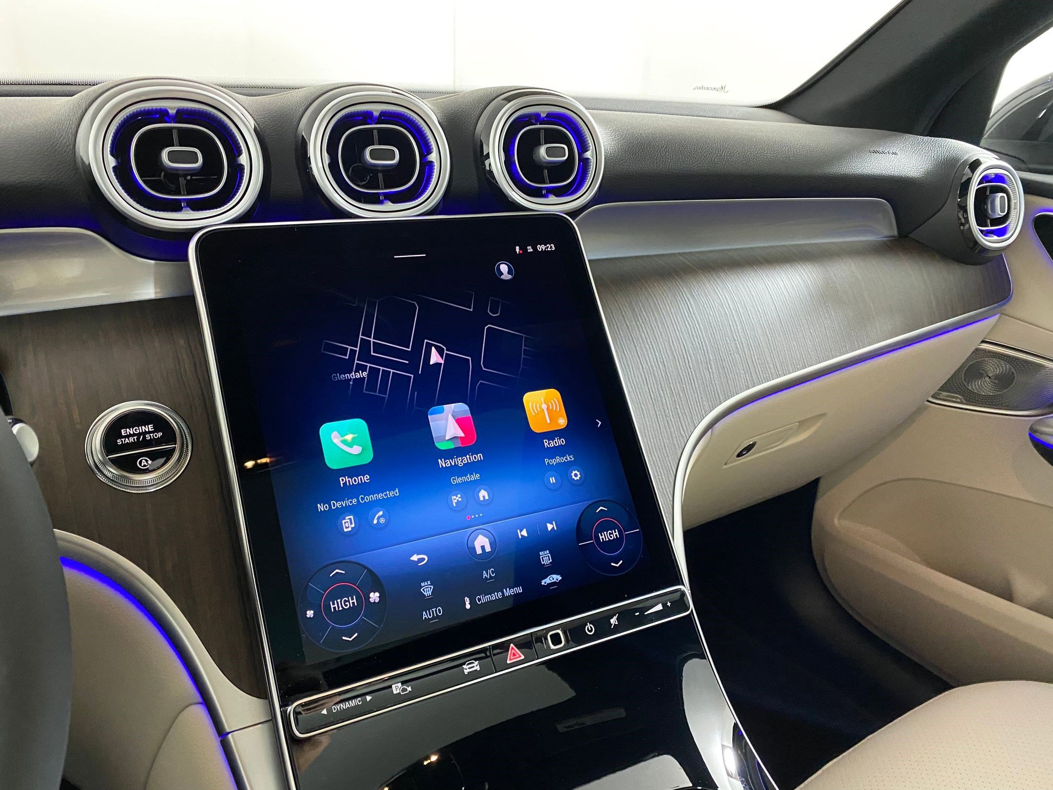 Used 2026 Mercedes-Benz GLC 300 4MATIC image 24