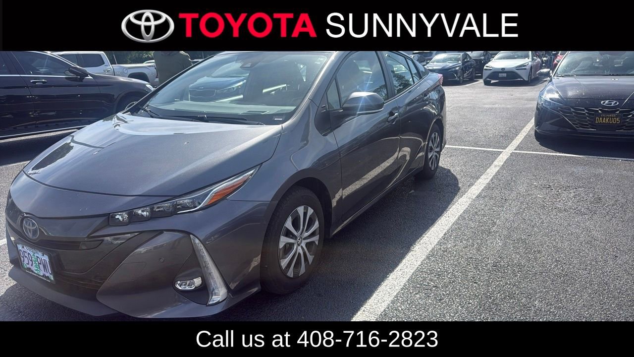 Used 2021 Toyota Prius Prime Limited FWD image 1