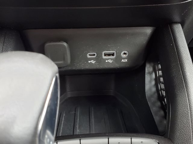 Used 2023 Chevrolet TrailBlazer ACTIV w/ Convenience Package AWD/4WD image 29