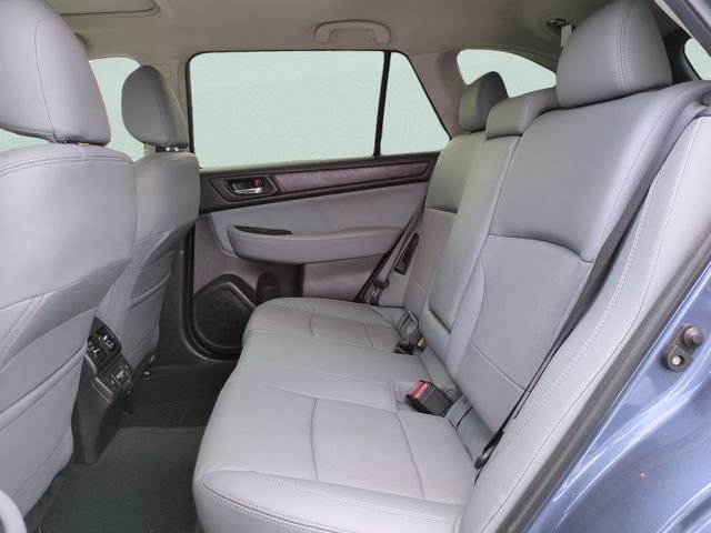 Used 2018 Subaru Outback 3.6R Limited AWD/4WD image 10